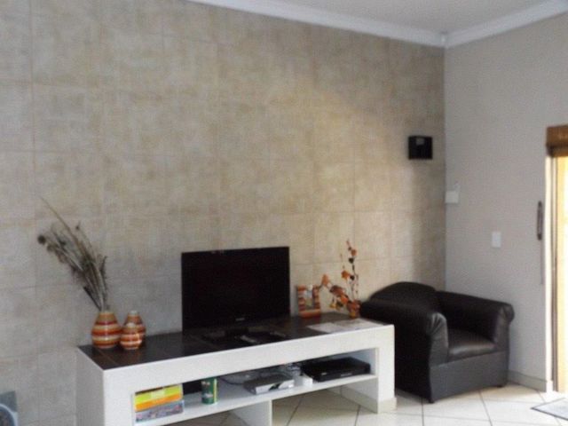 4 Bedroom Property for Sale in Vaaldam SH Free State